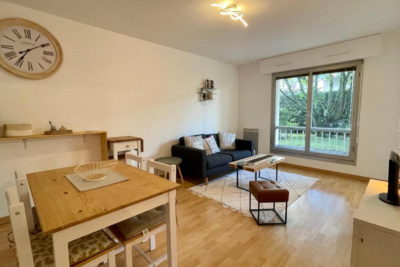 Sully II - Apartment Of 33 Sqm With Parking 400M From Lake Анси Экстерьер фото